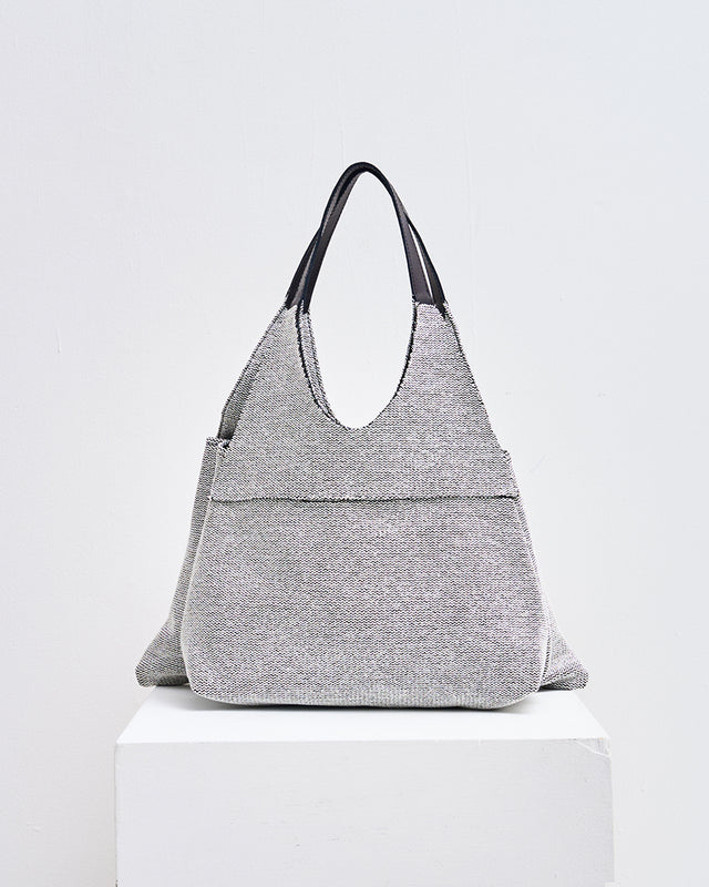 ME/TRIANGRE TOTE (4月中旬入荷予定)