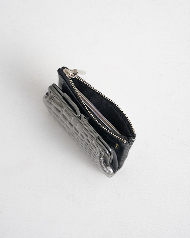 CORO ZIP FRAME PURSE SHORT