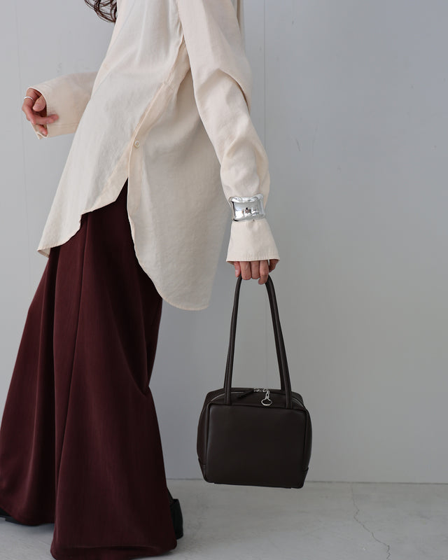 ARC POUCH BOSTON BAG