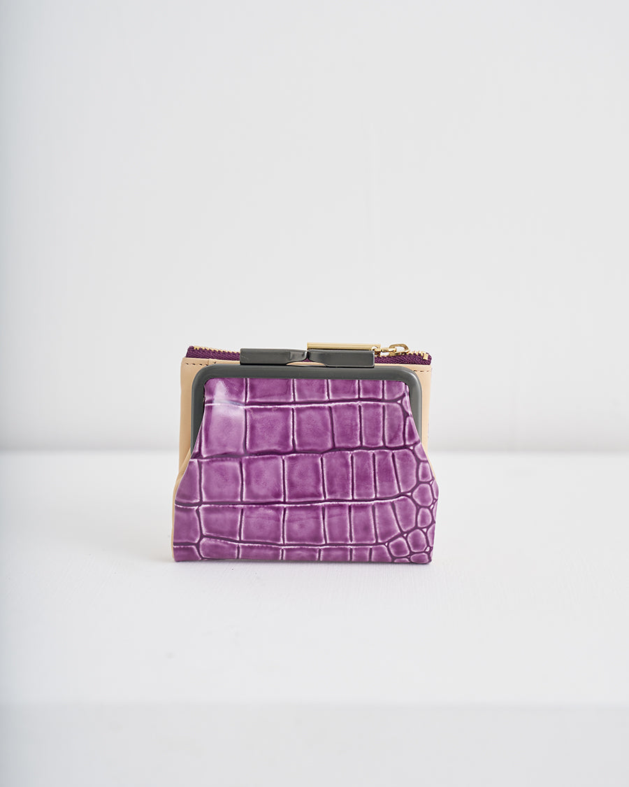 ユリ　POMTATA ブラック コインケース PRADA プラダ サフィアーノ ロゴ金具 コインケース レザー