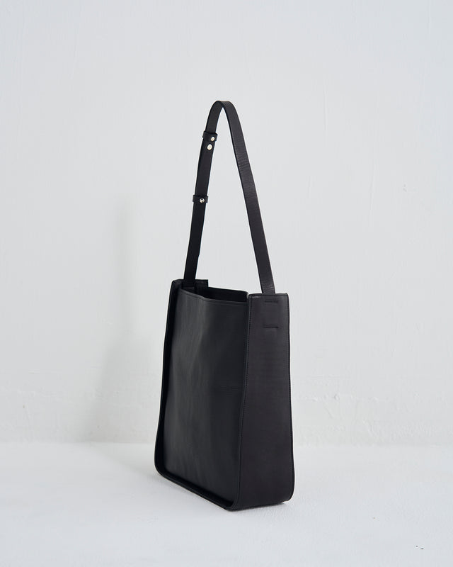 OWEN LEATHER TOTE